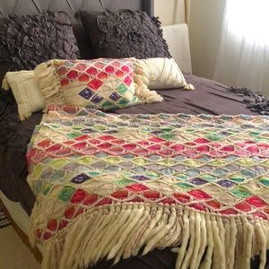 Anthropologie throw and pillow set